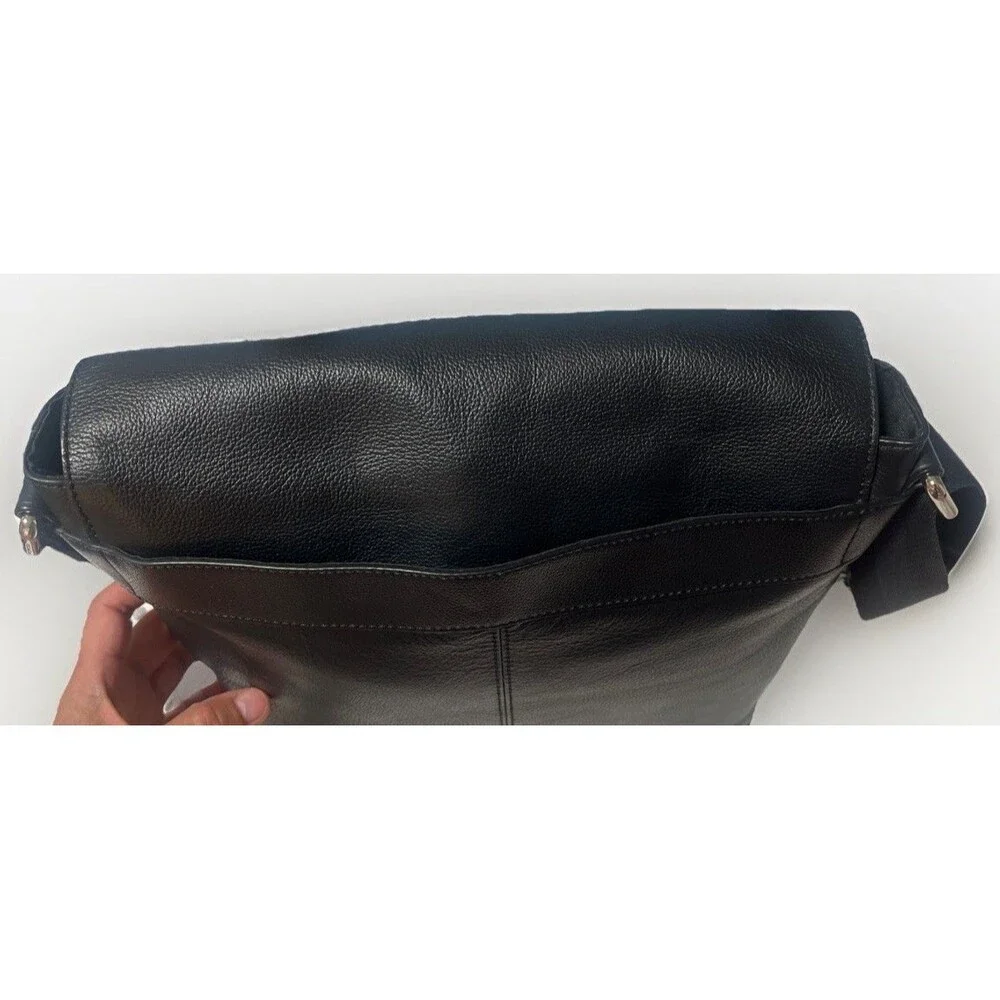 Coach Sullivan Messenger Black Pebbled Leather Crossbody Bag H1861 F29276